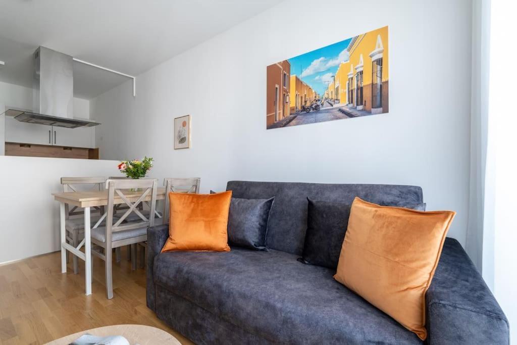 Urban 1Br Retreat, Easy City Link By Hm Виена Екстериор снимка
