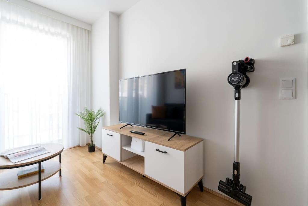 Urban 1Br Retreat, Easy City Link By Hm Виена Екстериор снимка