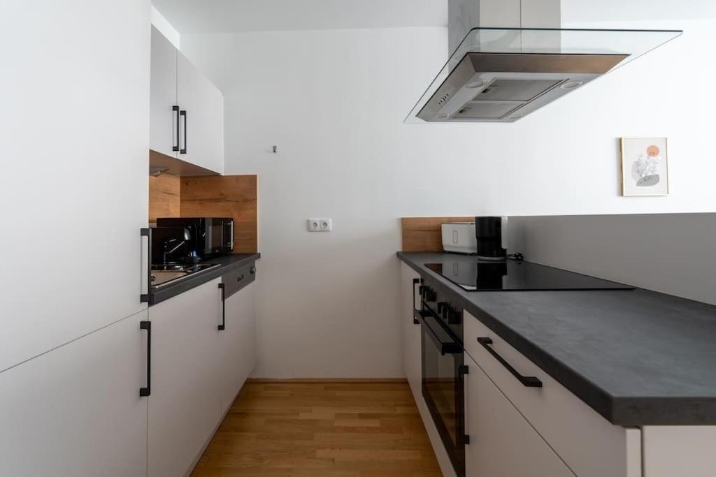 Urban 1Br Retreat, Easy City Link By Hm Виена Екстериор снимка