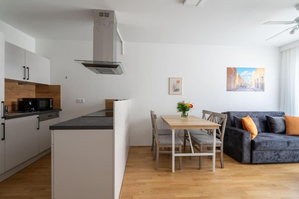 Urban 1Br Retreat, Easy City Link By Hm Виена Екстериор снимка